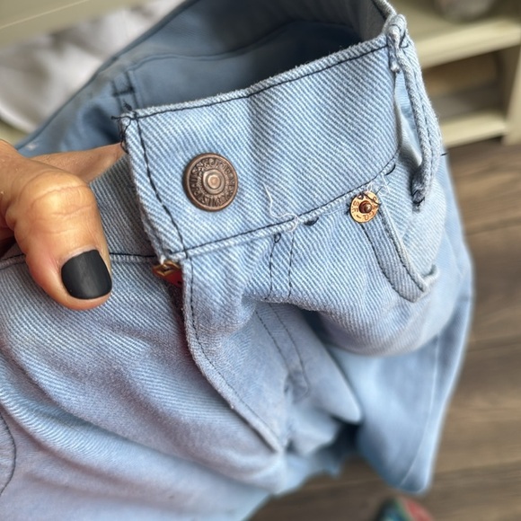 Vintage Levis' for Gals Collection, introduced in  1960s through the 70s jeans - Picture 6 of 17